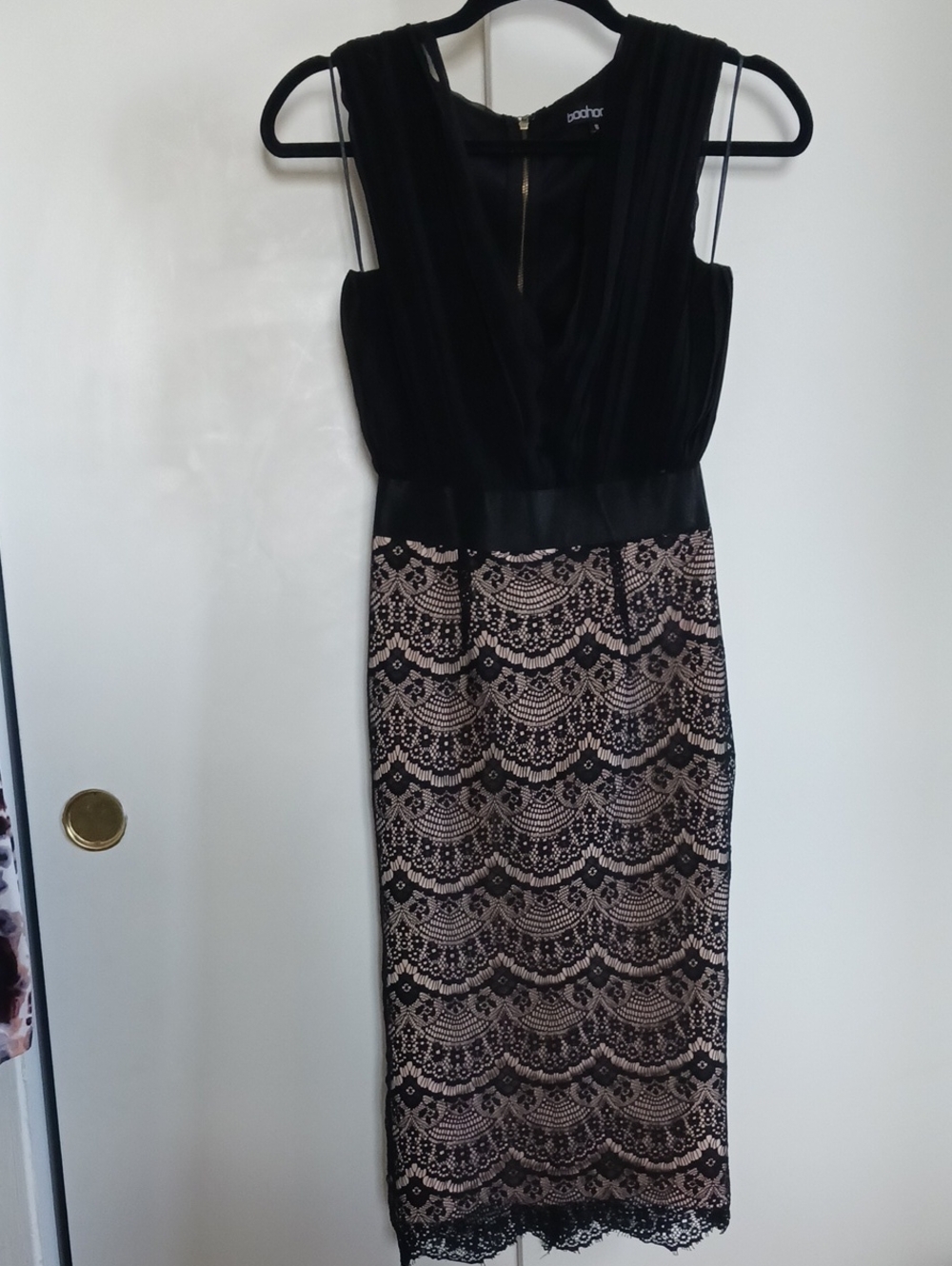Boohoo Black & Nude Lace-Overlay Midi Dress